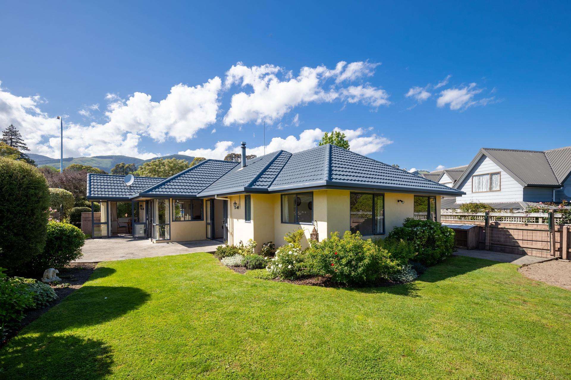 34 Kingsford Drive Stoke_0