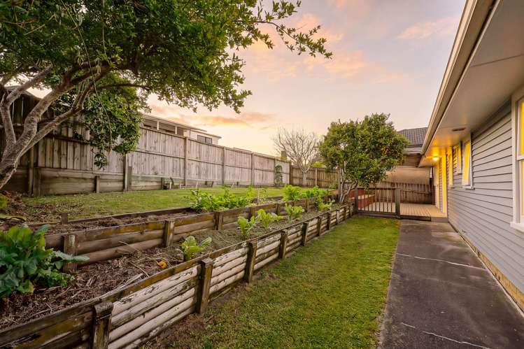 82 & 82A Sunnybrae Road Hillcrest_23