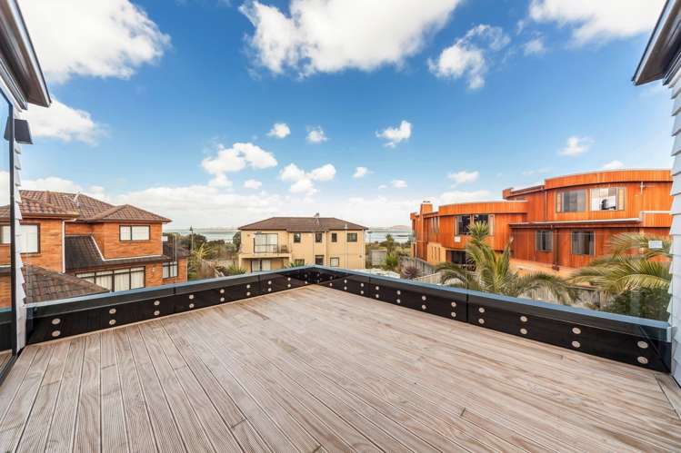 21 Tollana Road Te Atatu Peninsula_14