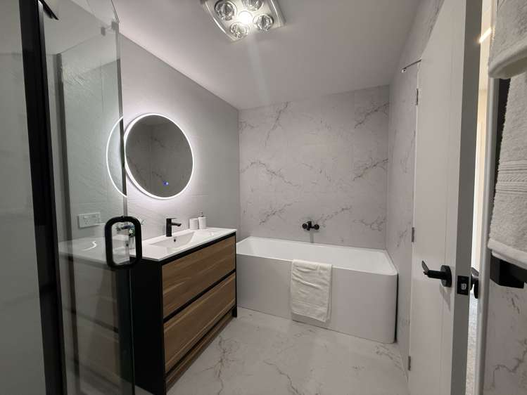 Lot 2/1 Imatra Place Sunnyhills_14