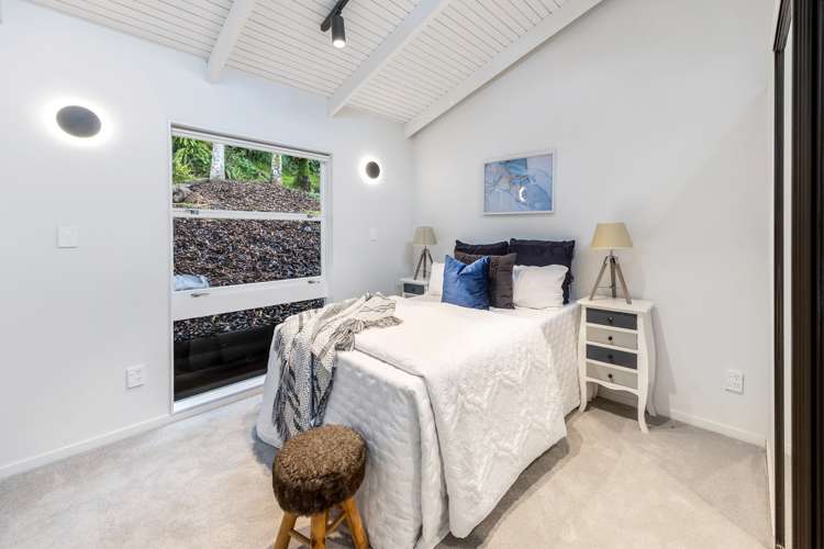 157 Woodlands Park Road Titirangi_11