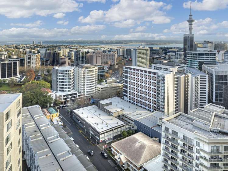 450 Queen Street_0