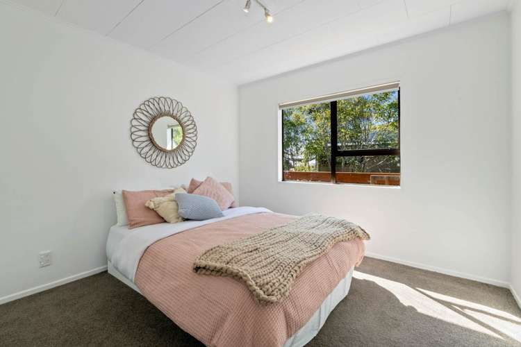 32 Elliston Crescent Stanmore Bay_8