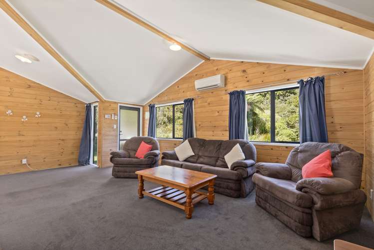 1 Lowry Heights Stokes Valley_1