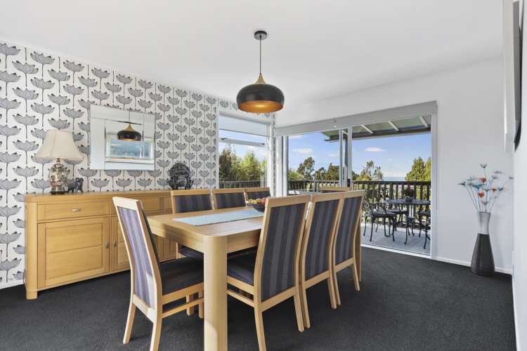 12 Rauhuia Crescent Parau_8