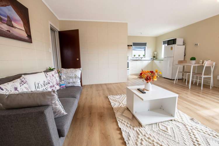 8/78 King Street Taradale_4