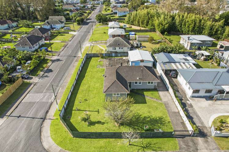 2 Blampied Road Otara_10