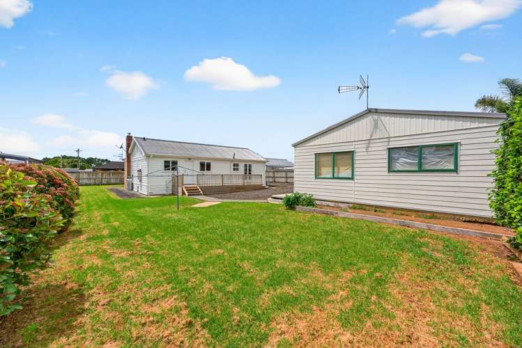 19 Buchanan Road Kingseat_18