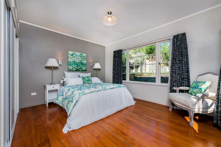 15a Riverview Road New Lynn_12