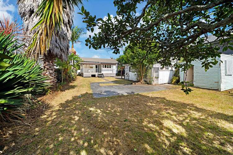 41 Wairau Avenue Avondale_22