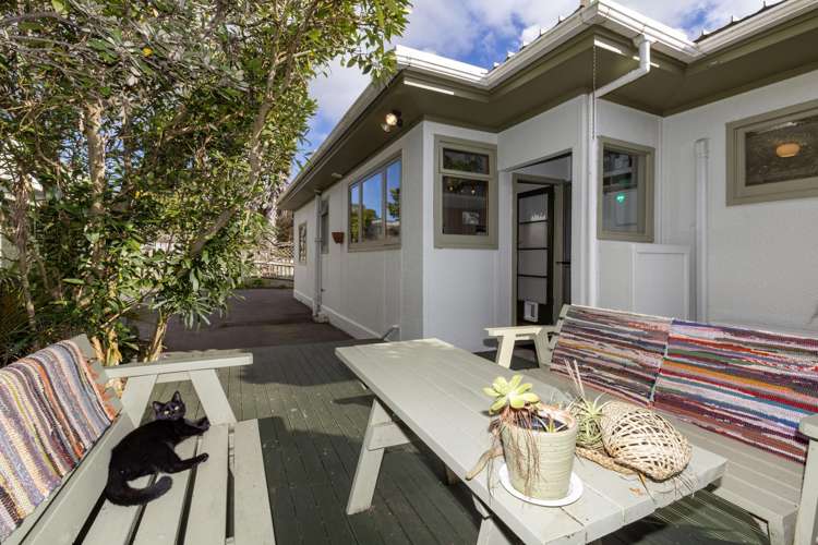 5 Tennis Court Road Raumati South_12