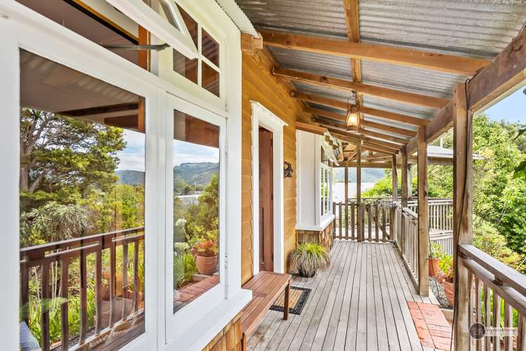 6 Prouse Grove Silverstream_18