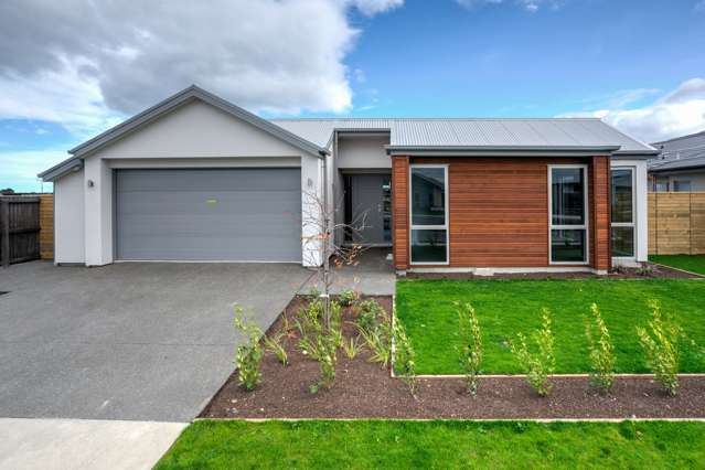 42 Vernon Drive Lincoln_2