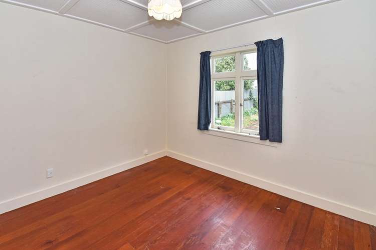 14 Harrington Avenue Pukekohe_11