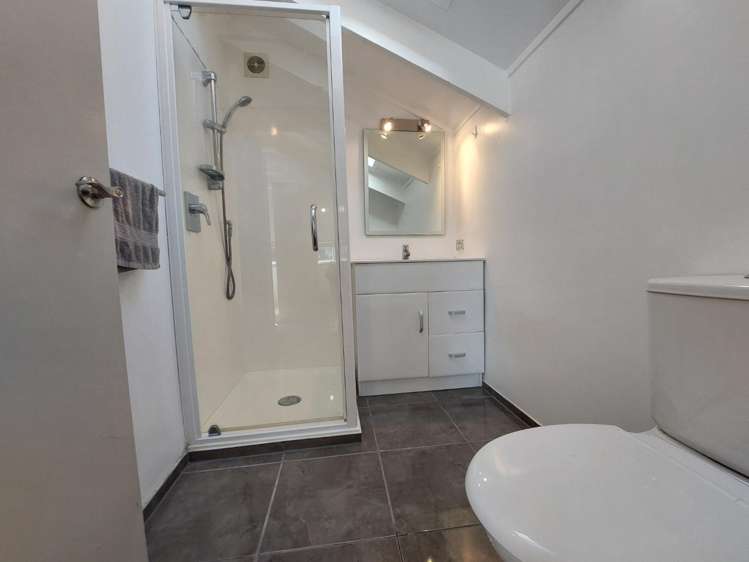 1/14 Lillington Road Remuera_5