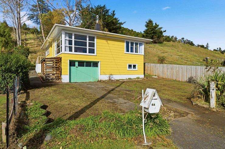 A comfy two-bedroom home at 41 Rangatira Drive, in Mangakino, Taupō, is looking for offers over $290,000. Photo / Supplied