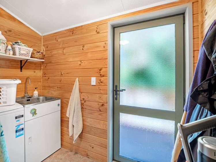 2528 Papatowai State Highway Owaka_17