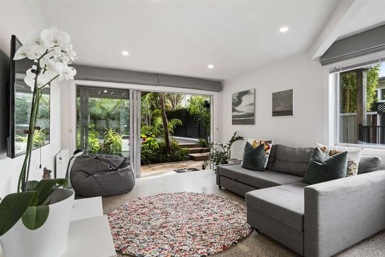 246c Hurstmere Road Takapuna_8