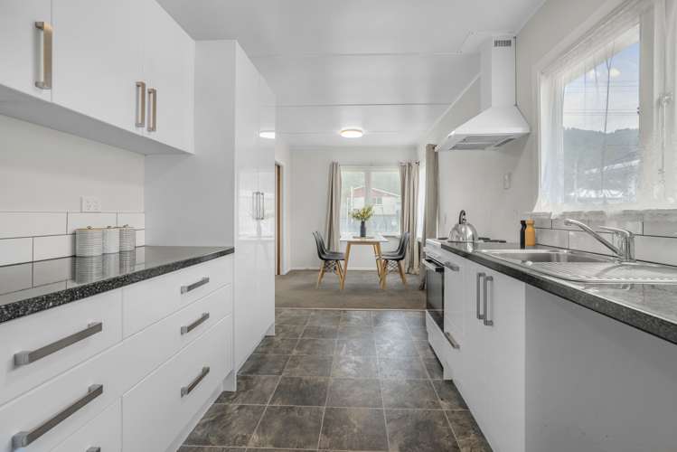 85 Wise Street Wainuiomata_7