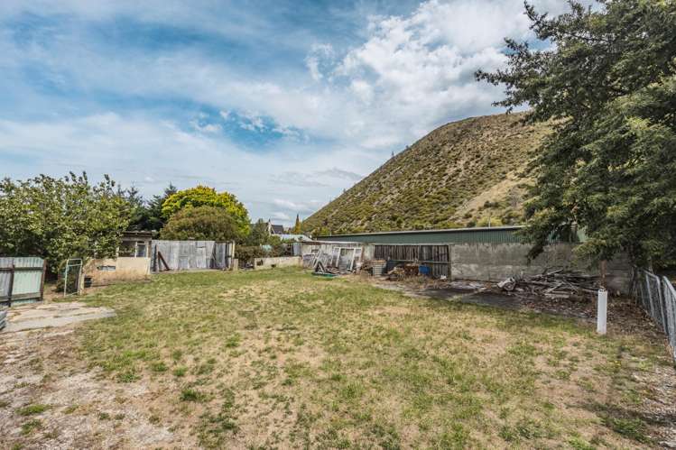 103 Bledisloe Street Kurow_16