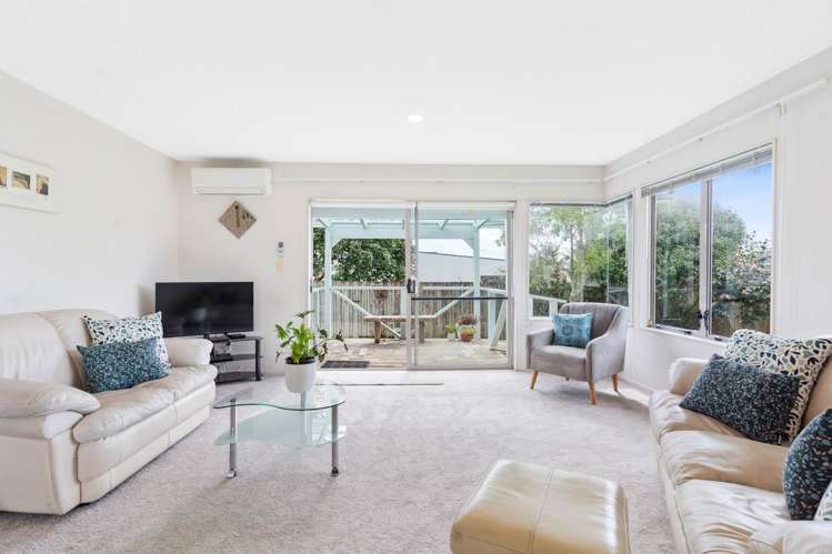 10 The Grove Red Beach_13