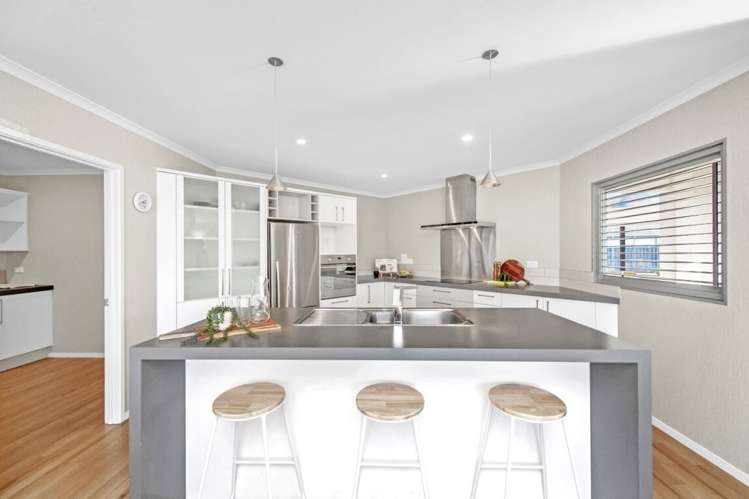 103 Pegasus Boulevard 2340_1