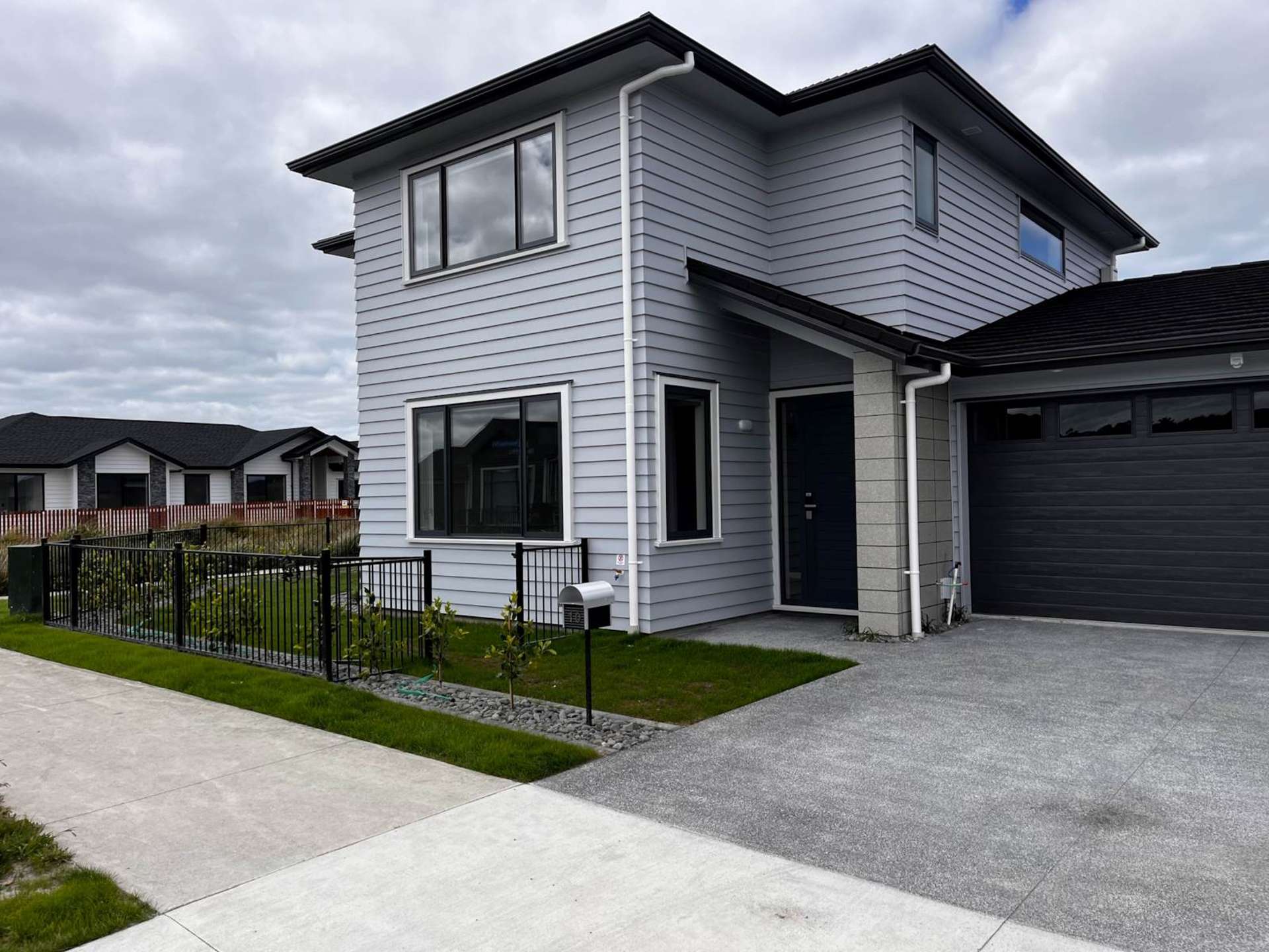 10 Spark Road Wainui_0