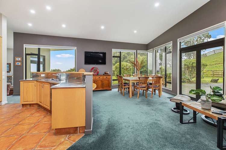 12 Gladys Scott Place Tawa_11