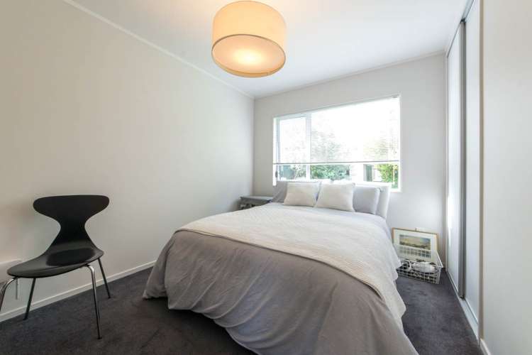 8 Shamrock Lane Te Atatu Peninsula_16
