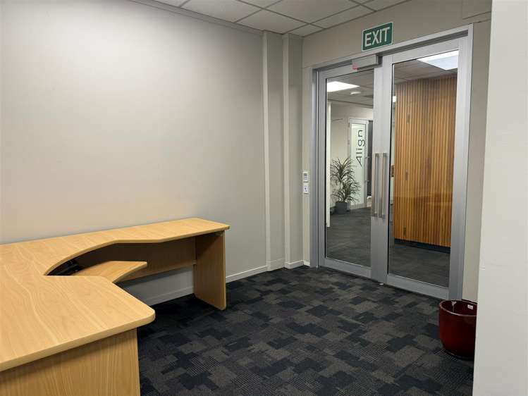 Suite 1. Level 2, 29 Waterloo Road Lower Hutt_7