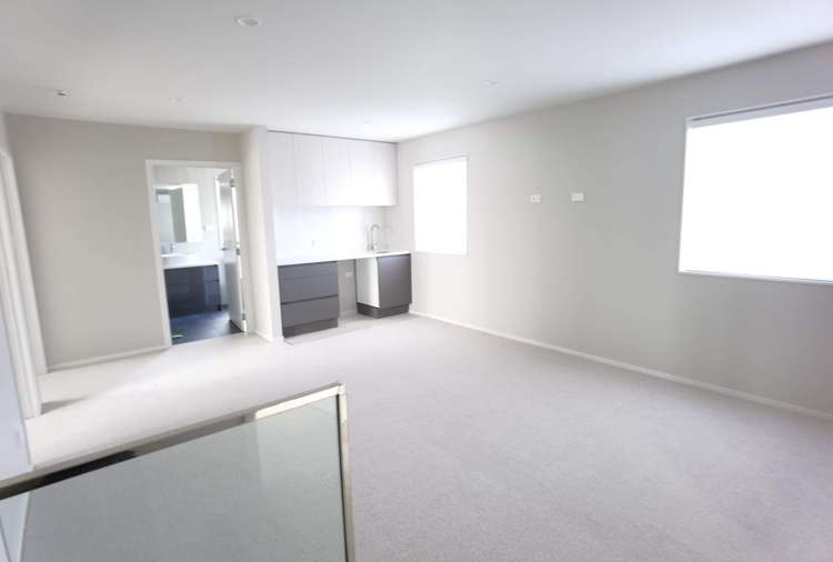 20C Imatra Place Sunnyhills_5