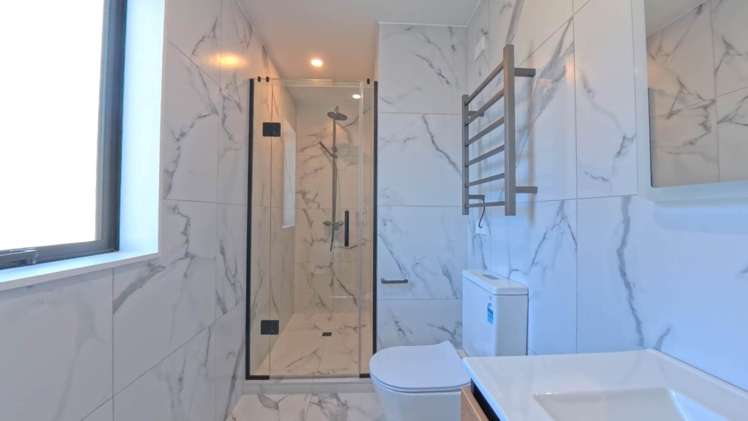 7C Titirangi Road New Lynn_7