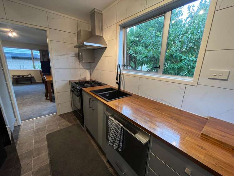 4/305 Great North Road Henderson_4