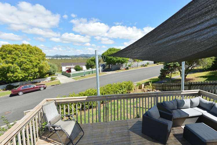 41 Raumati Crescent Onerahi_5