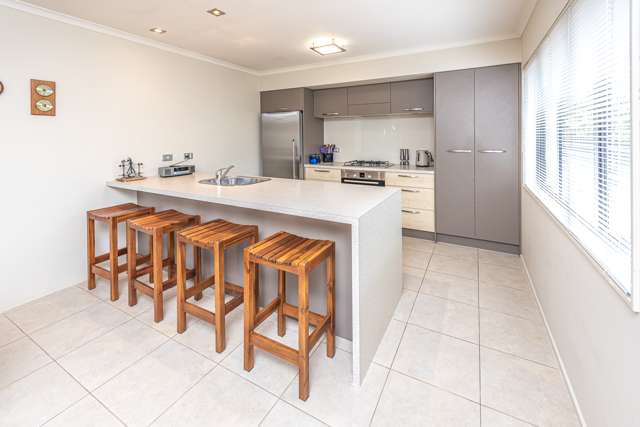 27a Lithgow Drive Otamatea_2