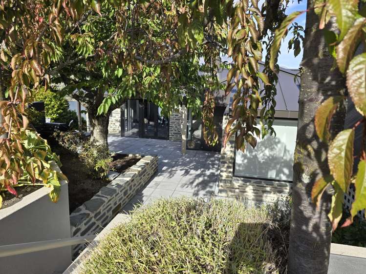 3 Sunrise Lane Queenstown_17