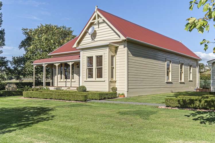 137 Egmont Road_0