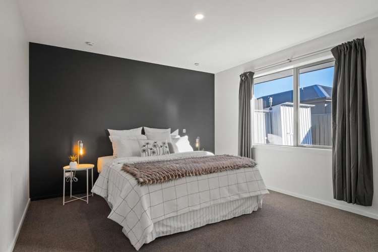 69 Risinghurst Terrace Lower Shotover_12