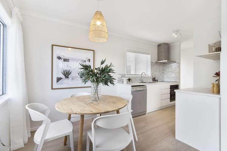 71 Fairclough Road Beach Haven_9