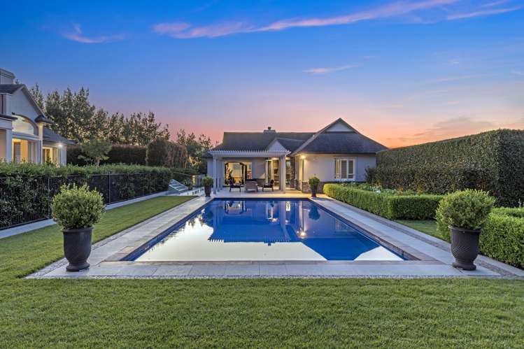 60B Goldflats Lane_1