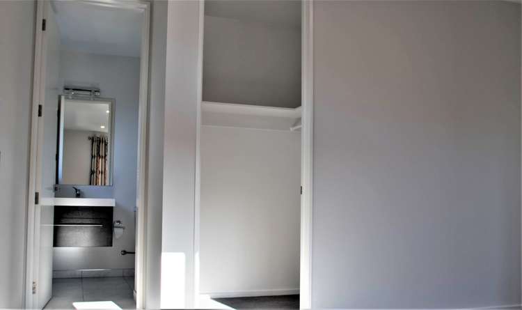 14 Geoff Geering Drive Netherby_11