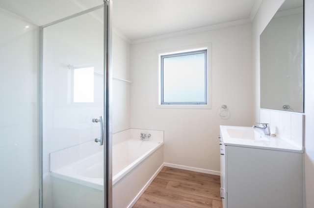 41 Saint Lawrence Street Toi Toi_4