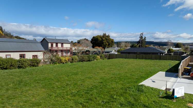 21A & 21B Louden Place Wakefield_5