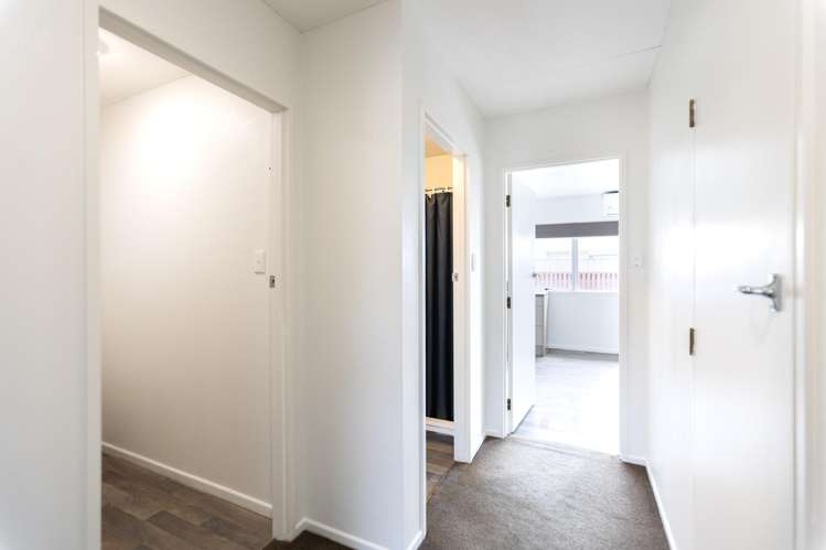 6/8 Lee Road Taradale_6