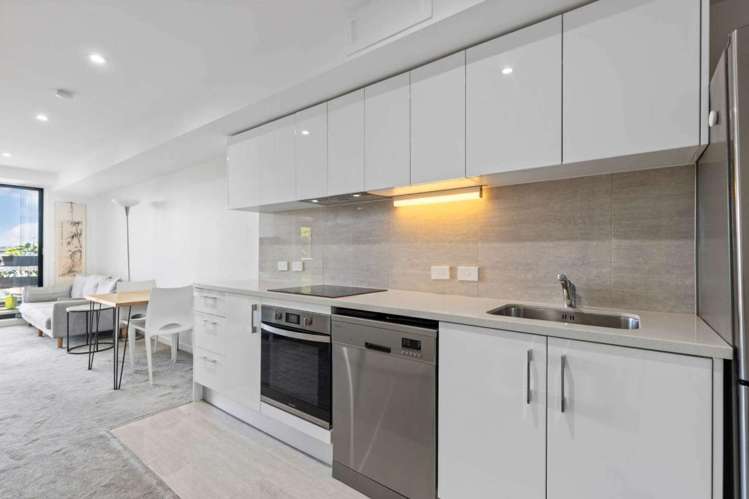 208/8 Gray Avenue_1