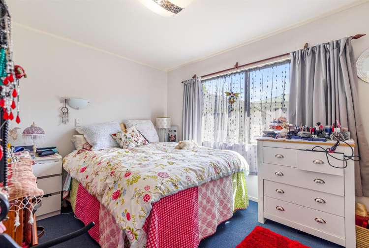255 Te Atatu Road Te Atatu South_16