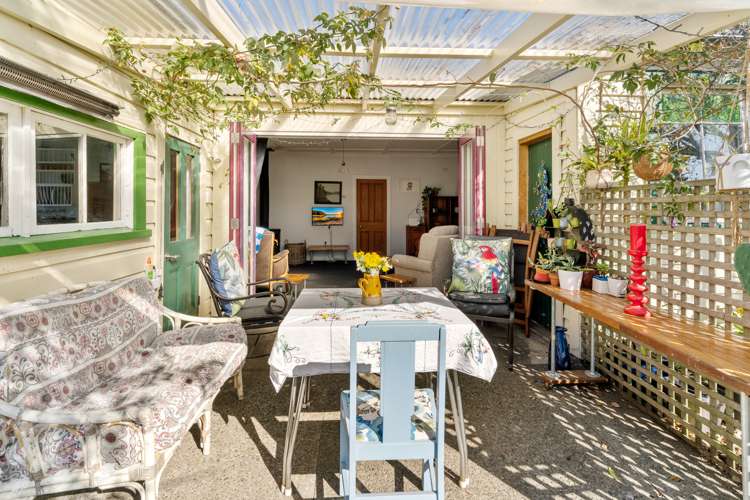 135 River Terrace Road Brightwater_24