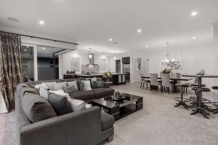 13 Milano Boulevard Karaka_9