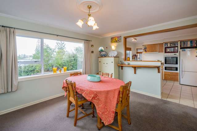 4 Victor Grove Waikanae Beach_4