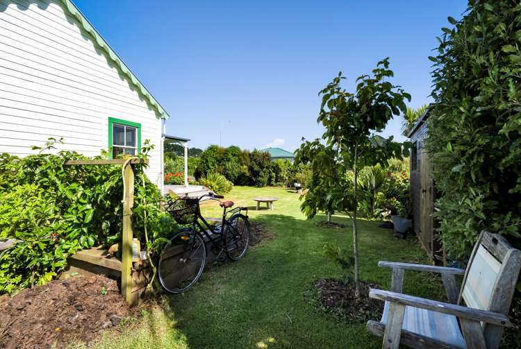 1 Mahuru Lane Okato_29